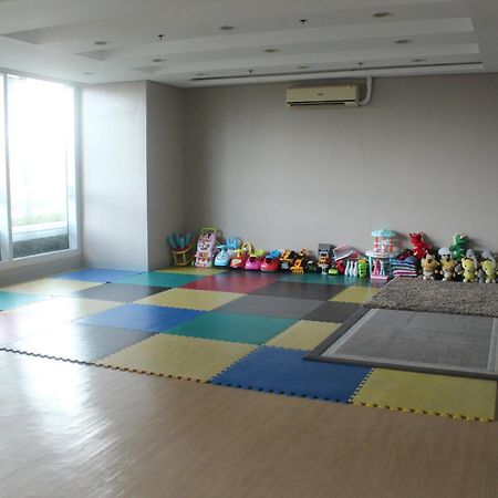 Affordable Makati Serviced Apartments Manila Kültér fotó