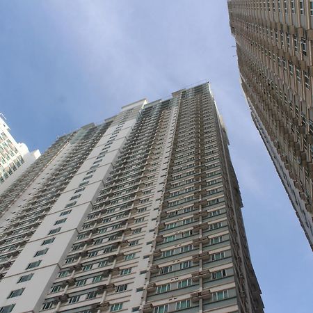 Affordable Makati Serviced Apartments Manila Kültér fotó