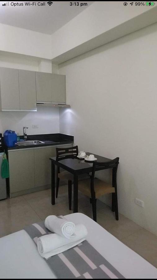 Affordable Makati Serviced Apartments Manila Kültér fotó