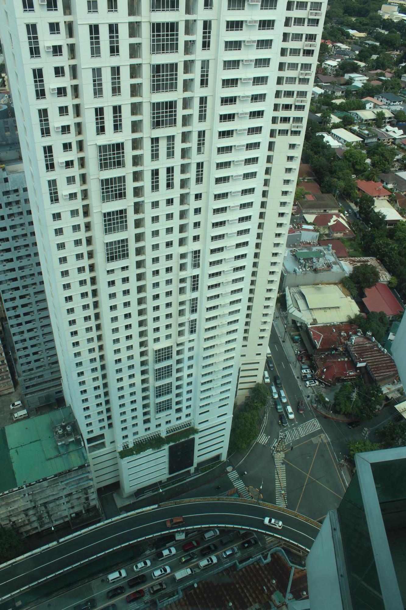 Affordable Makati Serviced Apartments Manila Kültér fotó