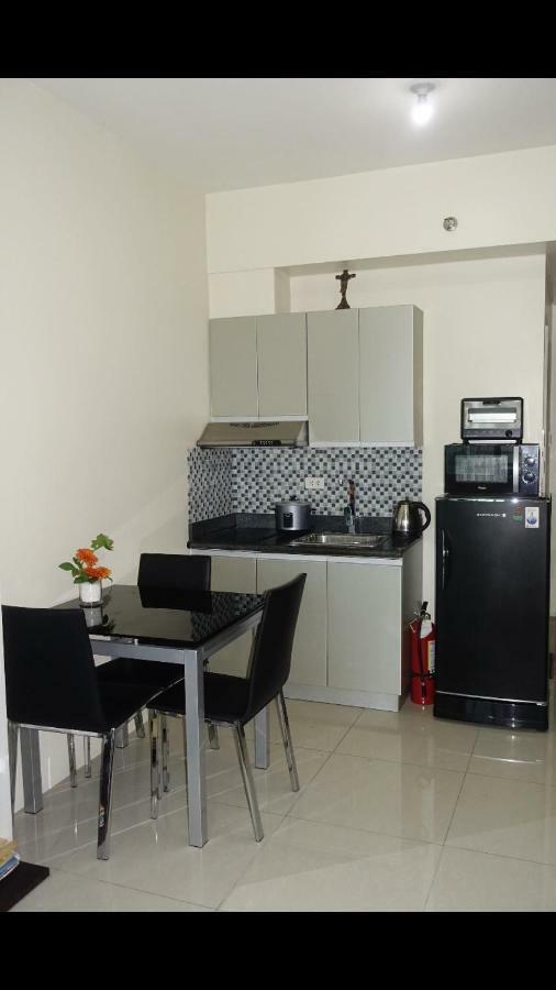 Affordable Makati Serviced Apartments Manila Kültér fotó